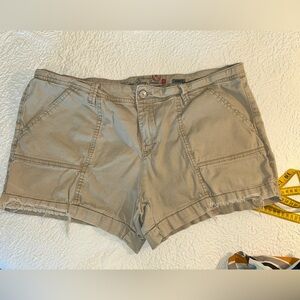 Faded Glory Women's Beige Cargo Shorts